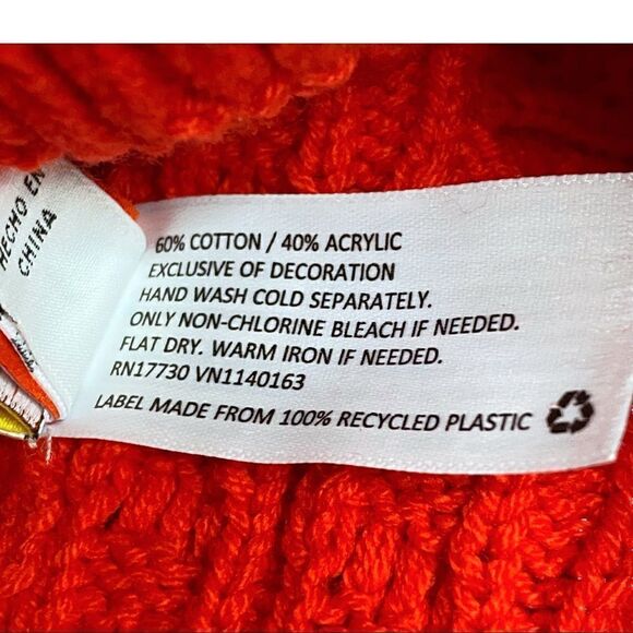 Adult LEGO Minifigure Patch Beanie Hat - LEGO® Collection x Target Red SOLD OUT! - Picture 6 of 7